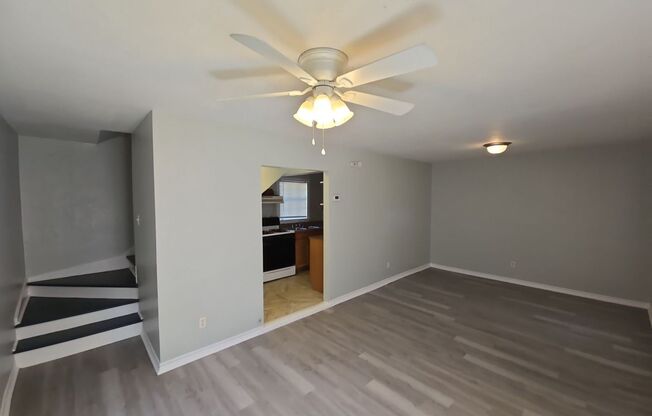 1120 Hunter Dr **$250 OFF THE 2ND MONTH'S RENT MOVE-IN SPECIAL!**