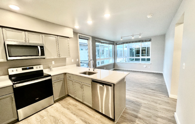 2330 YAKIMA CT