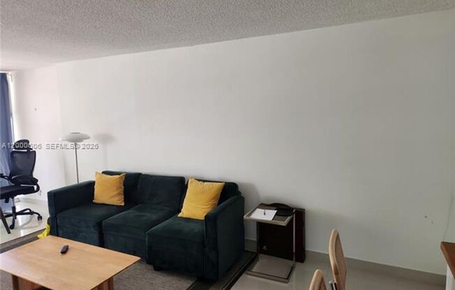 1 bed, 1.5 baths, $3,300, Unit # A 1207