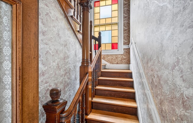 36 MAYFIELD ST