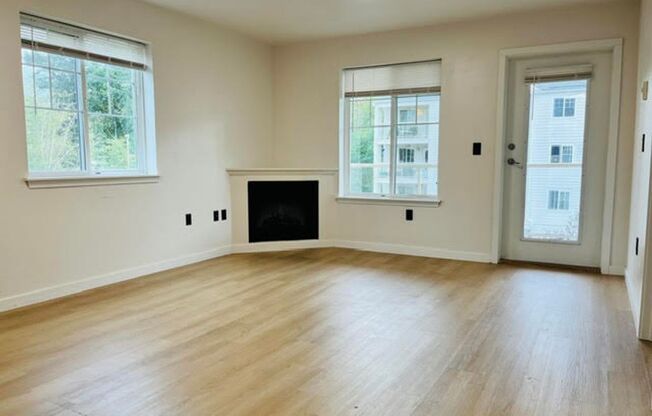 1 bed, 1 bath, 622 sqft, $1,500, Unit 4380 Tull Road - Unit 301