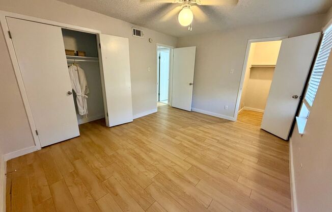 1 bed, 1 bath, 700 sqft, $899, Unit LAW11-213
