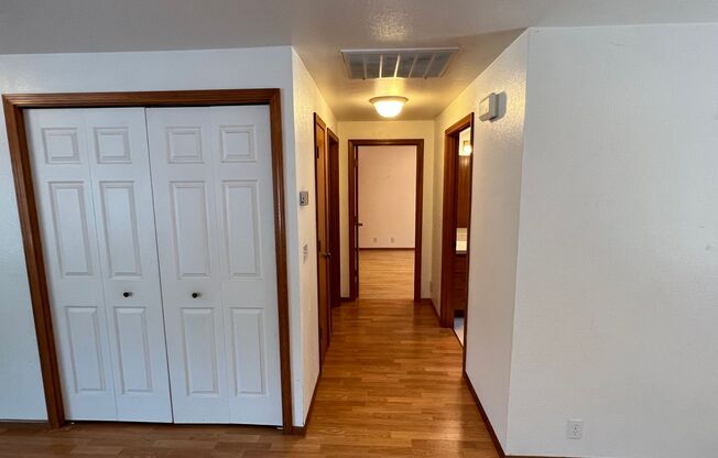 2 beds, 2 baths, $1,695