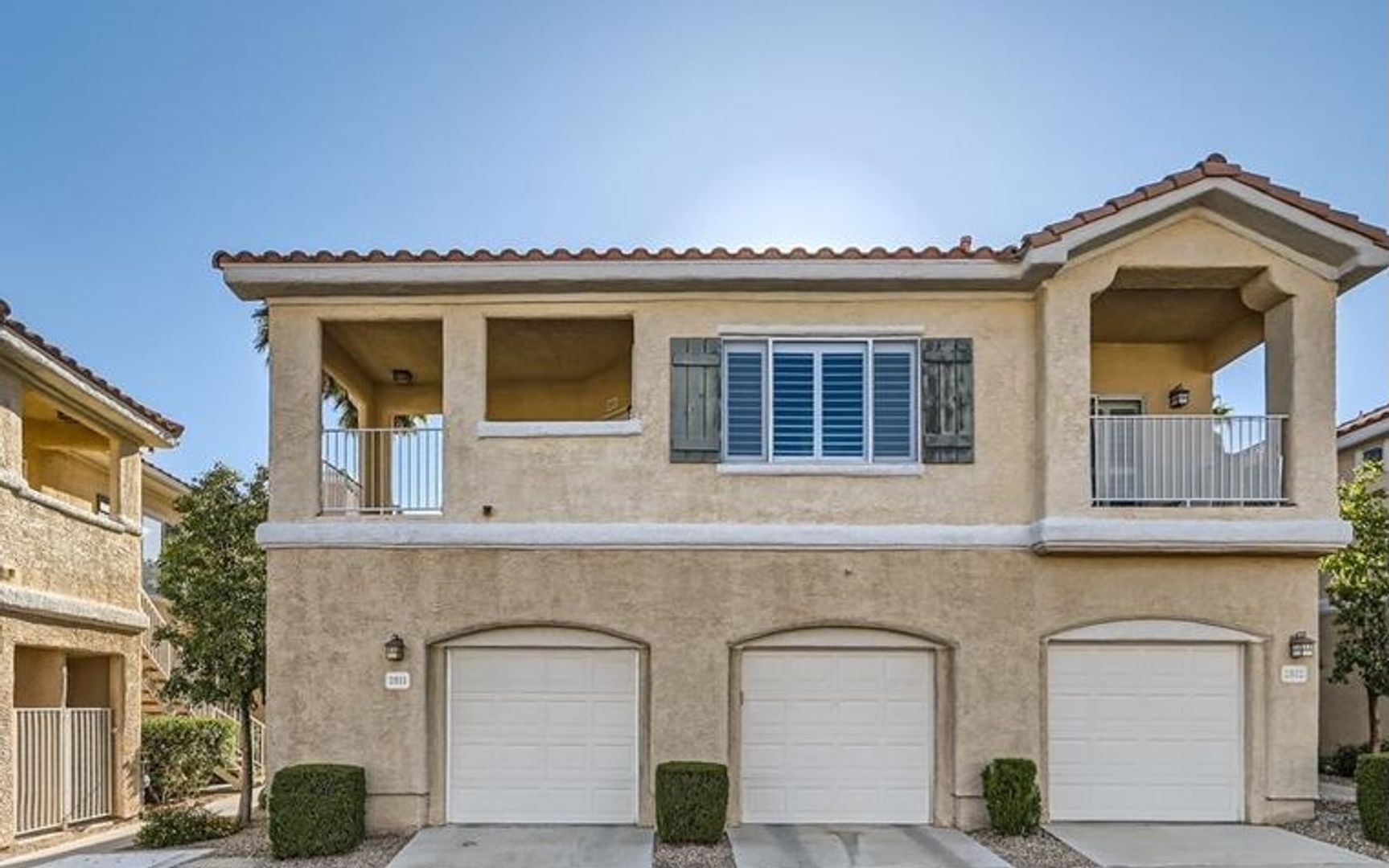 Beautiful 1-Bedroom Condo in Prime Bella Vista Location!