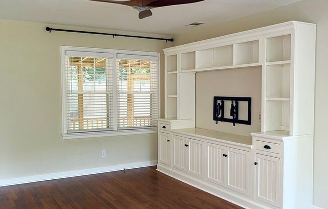 Two Bed, One Bath Home in Ardsley Park