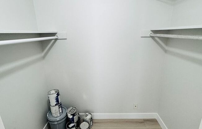 Studio, 1 bath, 400 sqft, $1,700, Unit Studio