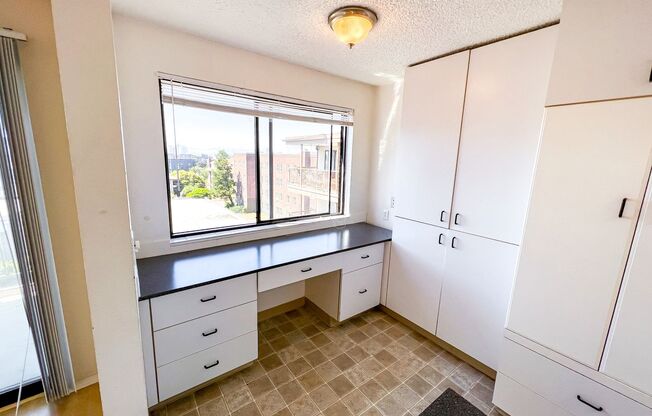 3 beds, 2 baths, 1,540 sqft, $4,895, Unit 400