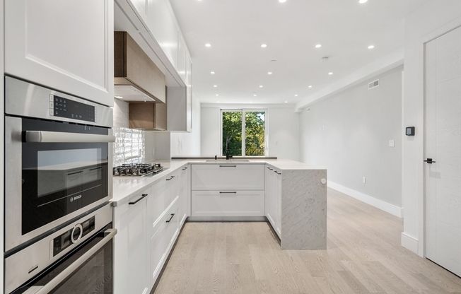 69 WALNUT ST