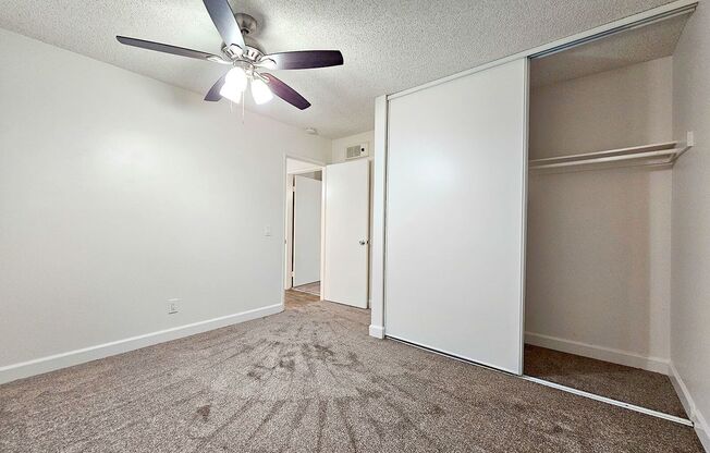 2 beds, 1 bath, 760 sqft, $2,025, Unit 24