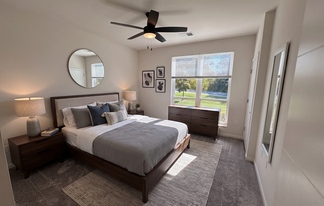 1 bed, 1 bath, 821 sqft, $1,685, Unit 10009-105