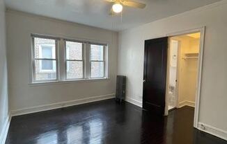 834 W Fullerton Ave 15