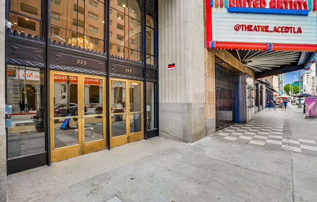 2 beds, 1 bath, 1,100 sqft, $2,700, Unit 407