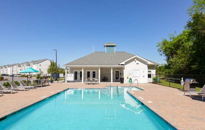 Relaxing Pool Area With Sundeck at Liberty Club, Hinesville, GA, 31313