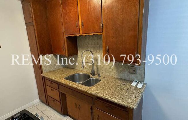 1 bed, 1 bath, 480 sqft, $1,750, Unit B