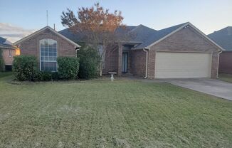 3 beds, 2 baths, $1,900