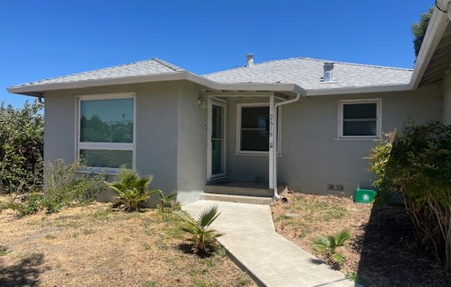 3 beds, 1 bath, $2,995