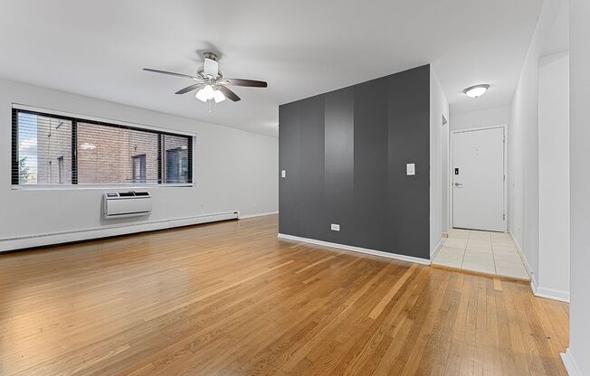 1 bed, 1 bath, 600 sqft, $1,800, Unit 306