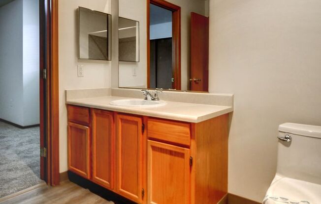 2 beds, 2 baths, 1,060 sqft, $2,050, Unit F106