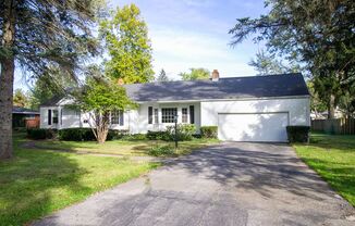 858 Heidelberg Rd