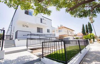 5716 Lexington Ave