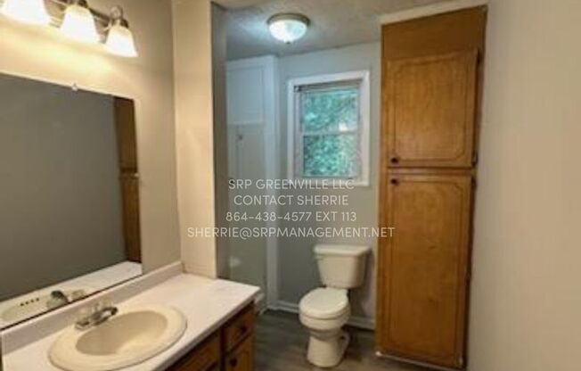 3 beds, 2 baths, $1,600