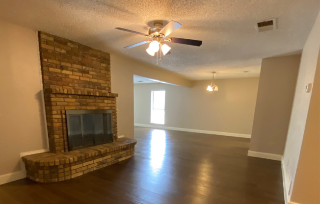 Spacious Home Available in Frisco