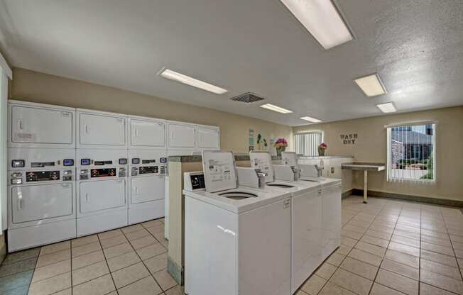 Cypress Pointe Laundry at Cypress Pointe Apartments Apartment rental Midland Texas