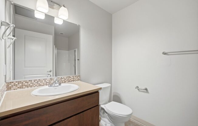2 beds, 1 bath, 622 sqft, $1,695, Unit 212