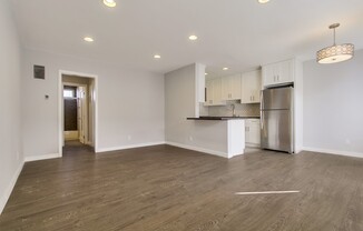 1 bed, 1 bath, $2,295, Unit Unit #18