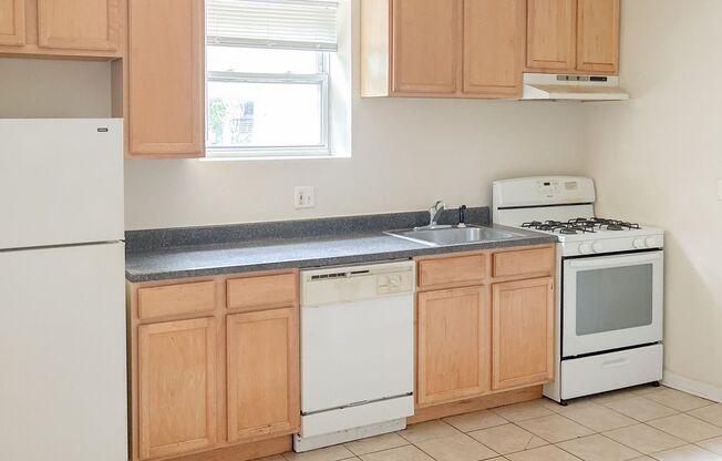 1 bed, 1 bath, 620 sqft, $1,775, Unit 3920-3N