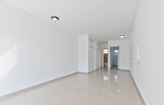 1685 Jefferson Ave Apt 11