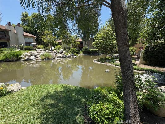 21551 BURBANK BLVD