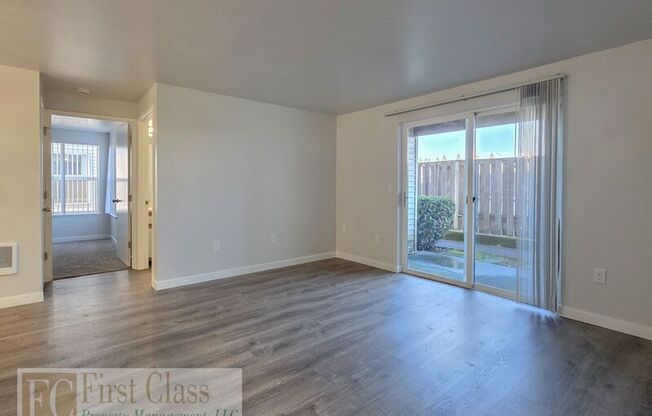 1821 SE MINTER BRIDGE RD, UNIT 17