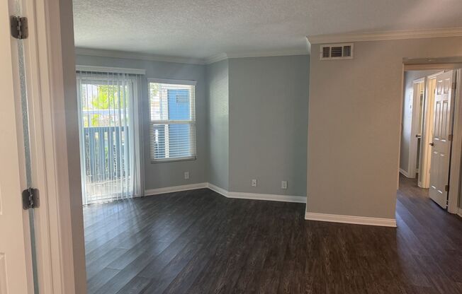 2 beds, 2 baths, 967 sqft, $2,910, Unit 301