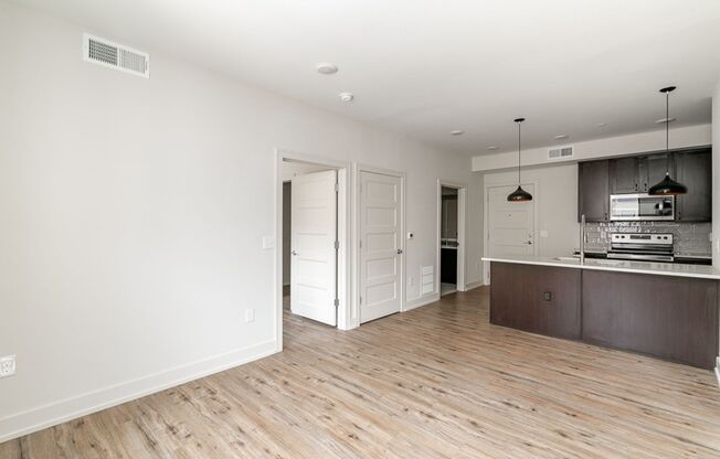 2 beds, 2 baths, $1,584, Unit 1050 N 4th St. Apt. 303