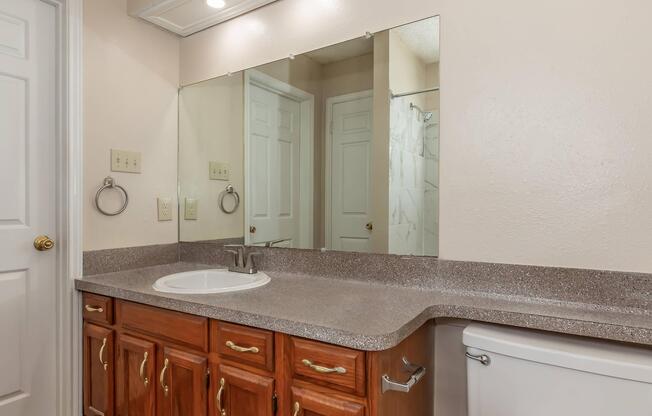 2 beds, 2 baths, 850 sqft, $1,499