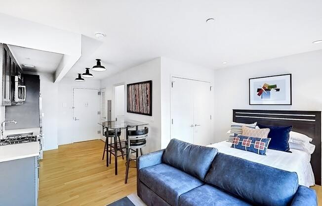 180 FRANKLIN AVE