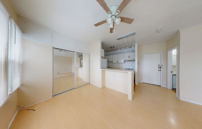 146 Grand Ave