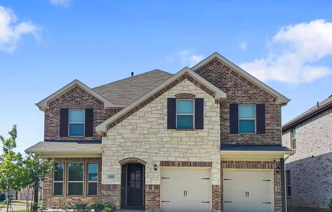 Spacious 4-Bedroom Home with Luxury Amenities in Heather Meadows!