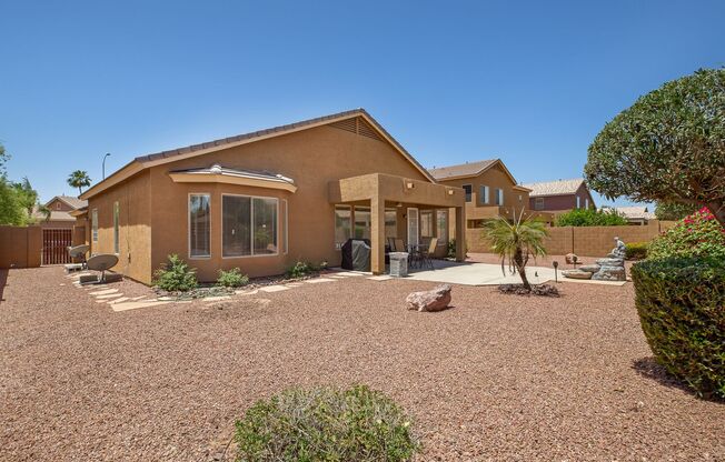 3 beds, 2 baths, $2,350