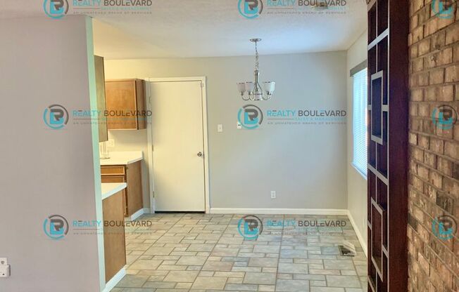 Charming 3-Bedroom Home Near McCarran – Great Layout & Backyard Patio!
