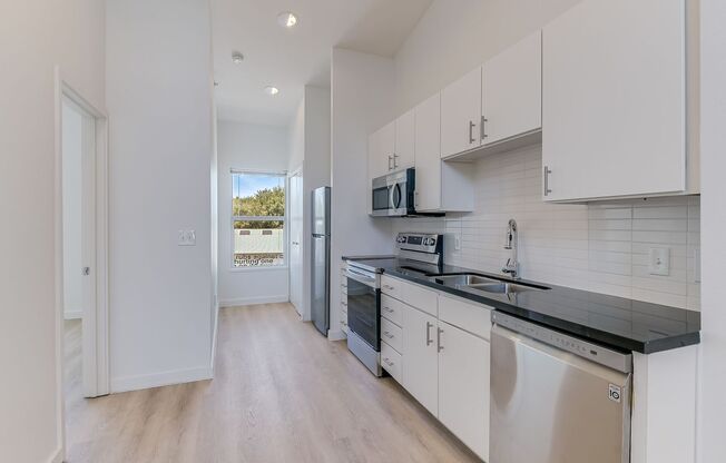 1 bed, 1 bath, 706 sqft, $1,275, Unit 310