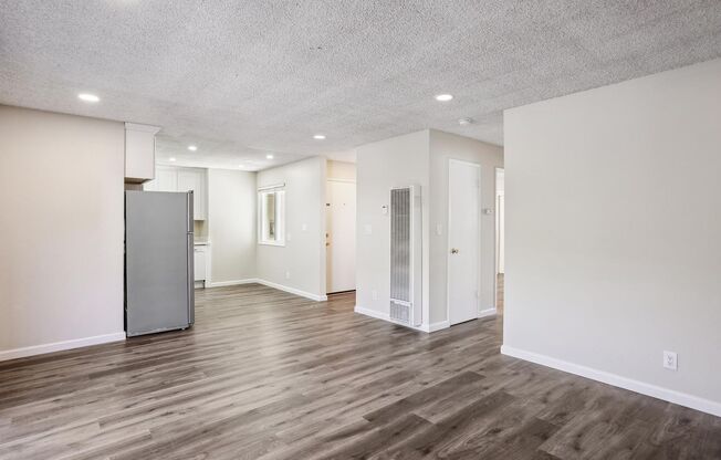 681 BELLFLOWER AVE