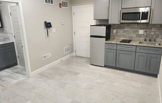 Studio, 1 bath, 250 sqft, $1,100, Unit 1A