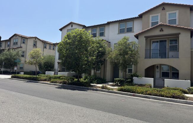 Gorgeous 3bdrm/3ba 2018 build condo...