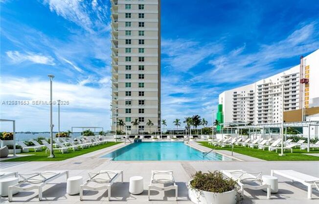 2 beds, 2 baths, $4,200, Unit # 1603