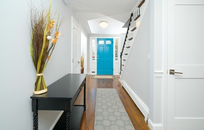 1 CURLEW ST