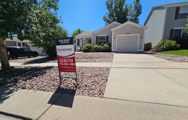 Charming 2 Bed, 2 Bath in Stetson Hills!