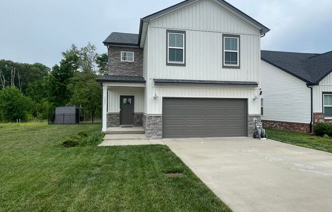 4 Bedroom Pet Friendly Home For Rent with Club House, Comm. Pool, & Comm Gym Access!