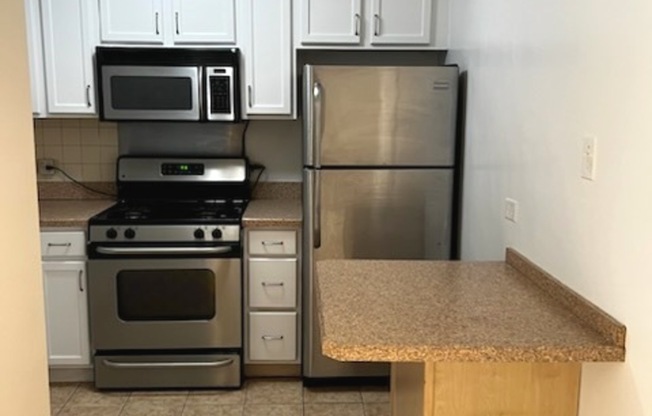1401 East 55th Street